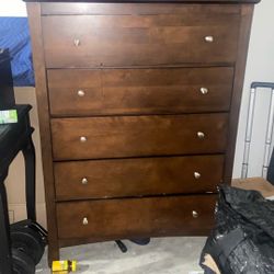 Free Dresser 