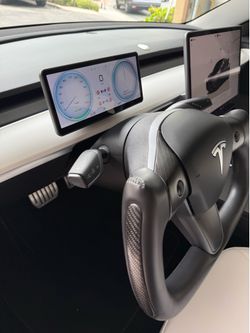 Tesla Heads-up display