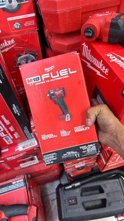 Milwaukee M18 FUEL Impact Wrench Tool Only