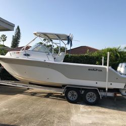 2008 sea fox walk around 24 feet