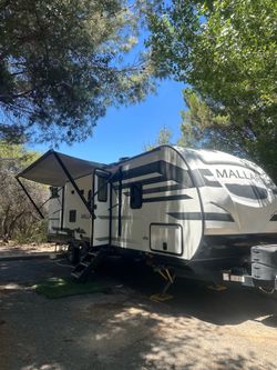 Camping Trailer – Pet Friendly - Fully loaded