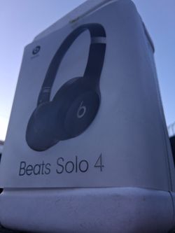 Beats Solo 4