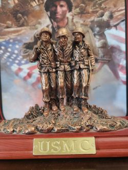 USMC Bradford Exchange Statue