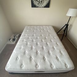 Simmons Queen Back Care Mattress With Box Spring And Metal Base