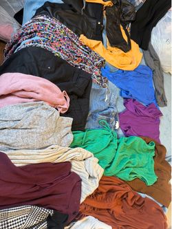 Women’s clothing Small/Medium