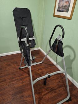 Inversion table
