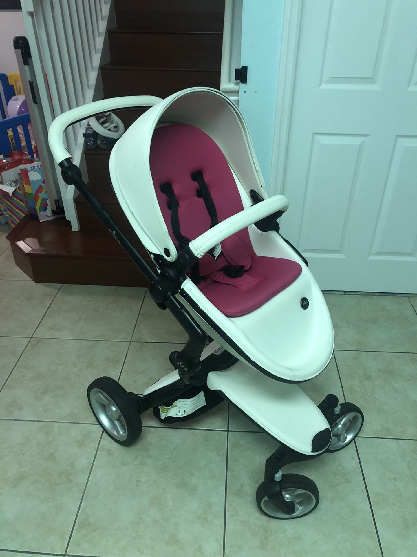 Mima Xari Stroller with Accessories (Matching Nuna Pipa Car seat with car bases also available)