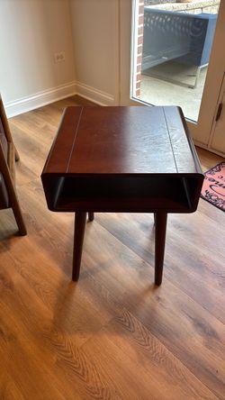 Side table (mid-century modern)