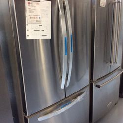 LG 25 cu Ft French Door Refrigerator 