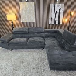 Modern Dark Gray Fabric Sectional Sofa Featuring Adjustable Headrests and Tufted Seats