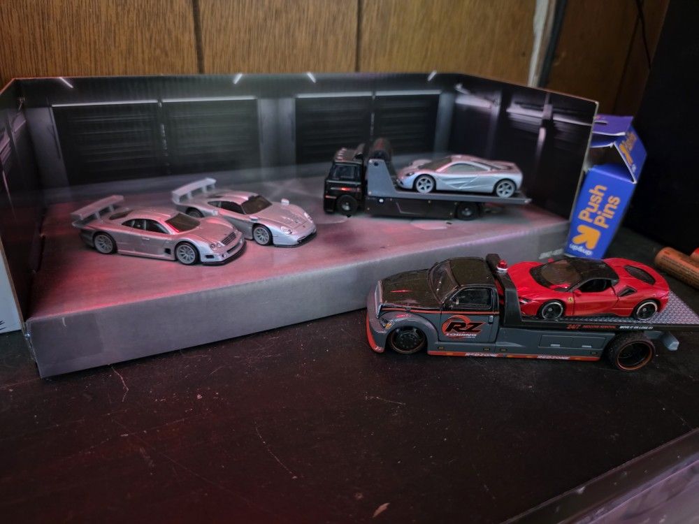 Loose and Display