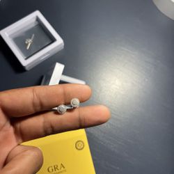 Circular Stud Earrings 