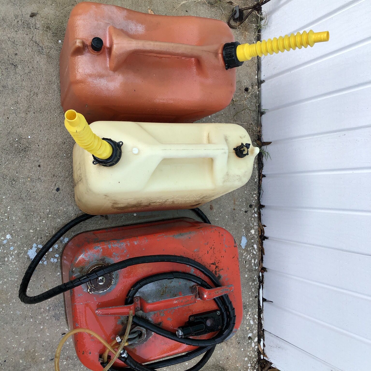 (2) 6 Gallon Gas Cans & Tank For Outboard Motor