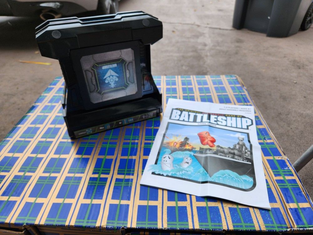 Battleships Electronic Talking Board Game 2012 Edition
