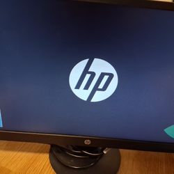 HP Monitor + 32in RokuTV 