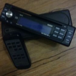 💕CLARION FACE CAR STEREO WITH REMOTE & CASE💕