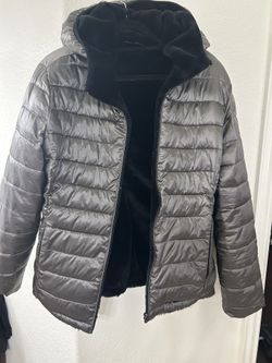 Beautiful gray Andrew Mark Puffer Jacket Coat
