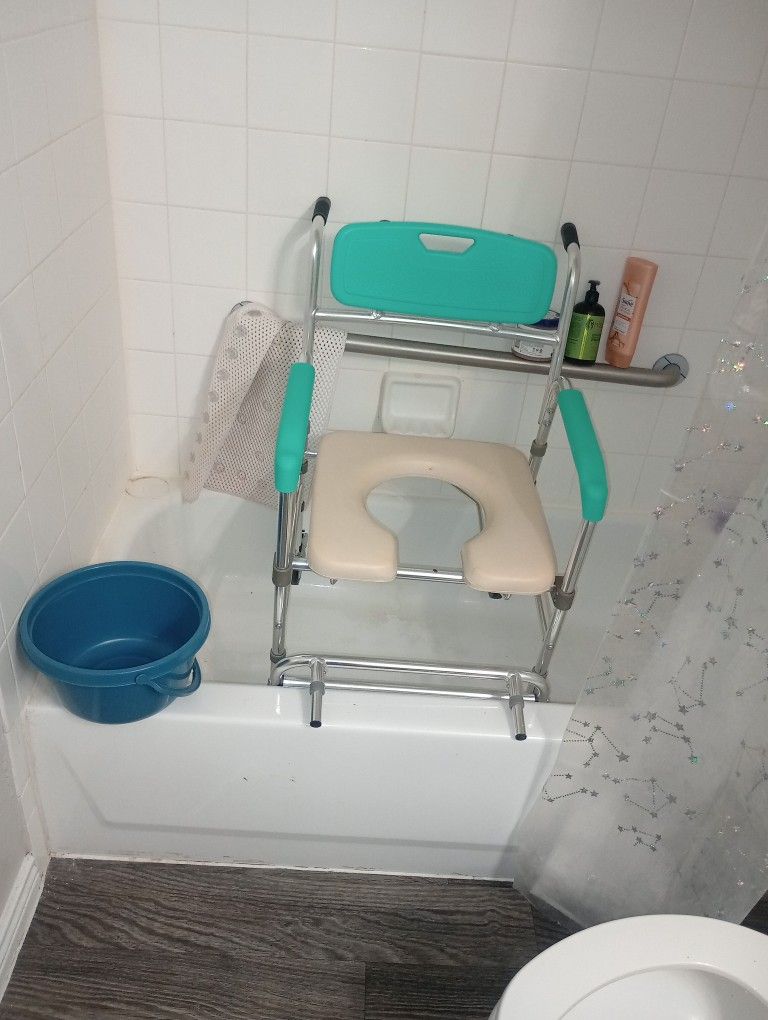 shower chair/toilet