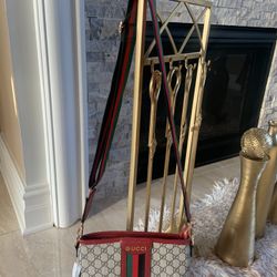 Crossbody 