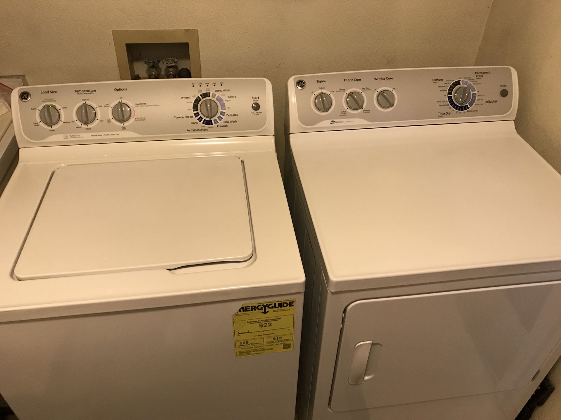 GE Washer #GTWN4250DOWS and Gas Dryer #GTDP490GDOWS Set with Owner Manual, Works Great, Excellent Condition ( 1- Dryer Knob needs to be replaced)