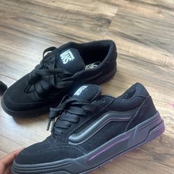 Men’s Size 8 Vans 