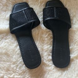 Sandles
