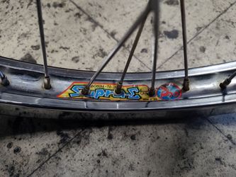 Alex triple store wall rims