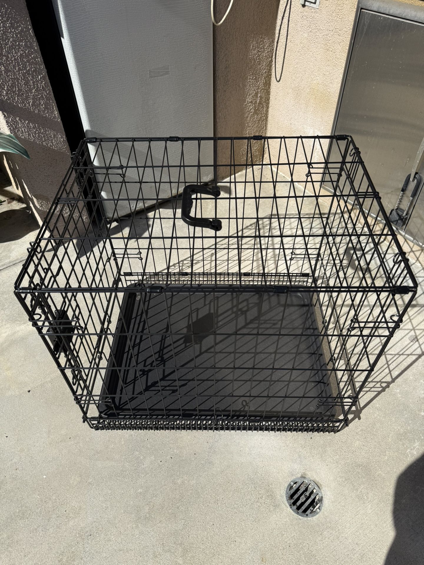 Single Door Black Metal Pet Crate 24x18x20
