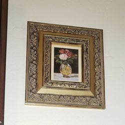 VINTAGE ORNATE GOLD FRAMED FLORAL FLOWER ROSE VASE BOUQUET PICTURE ART DECOR
