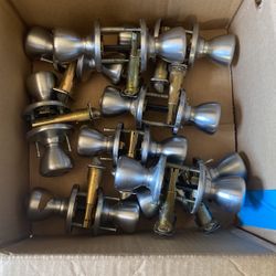 Chapas Para Puertas De Closet $2 C Una