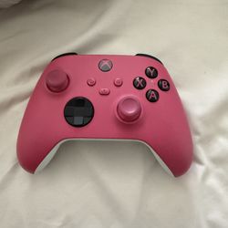 Pink Xbox Controller 