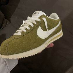 Nike Cortez