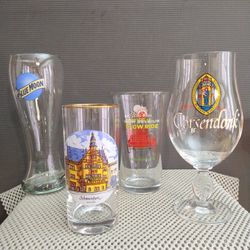 Set of 4 Vintage Beer Glasses 