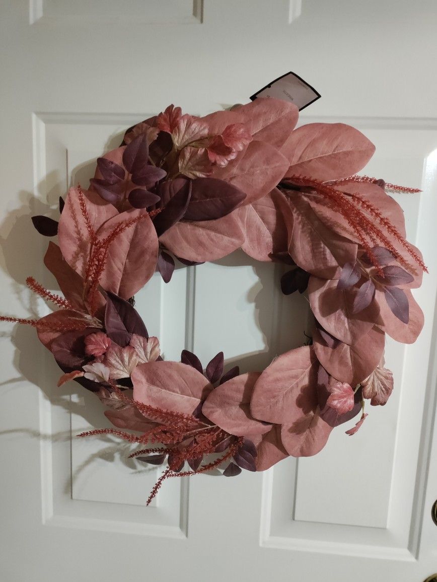 Large Beautiful Hanging Wreath! Brand New W/Tag!