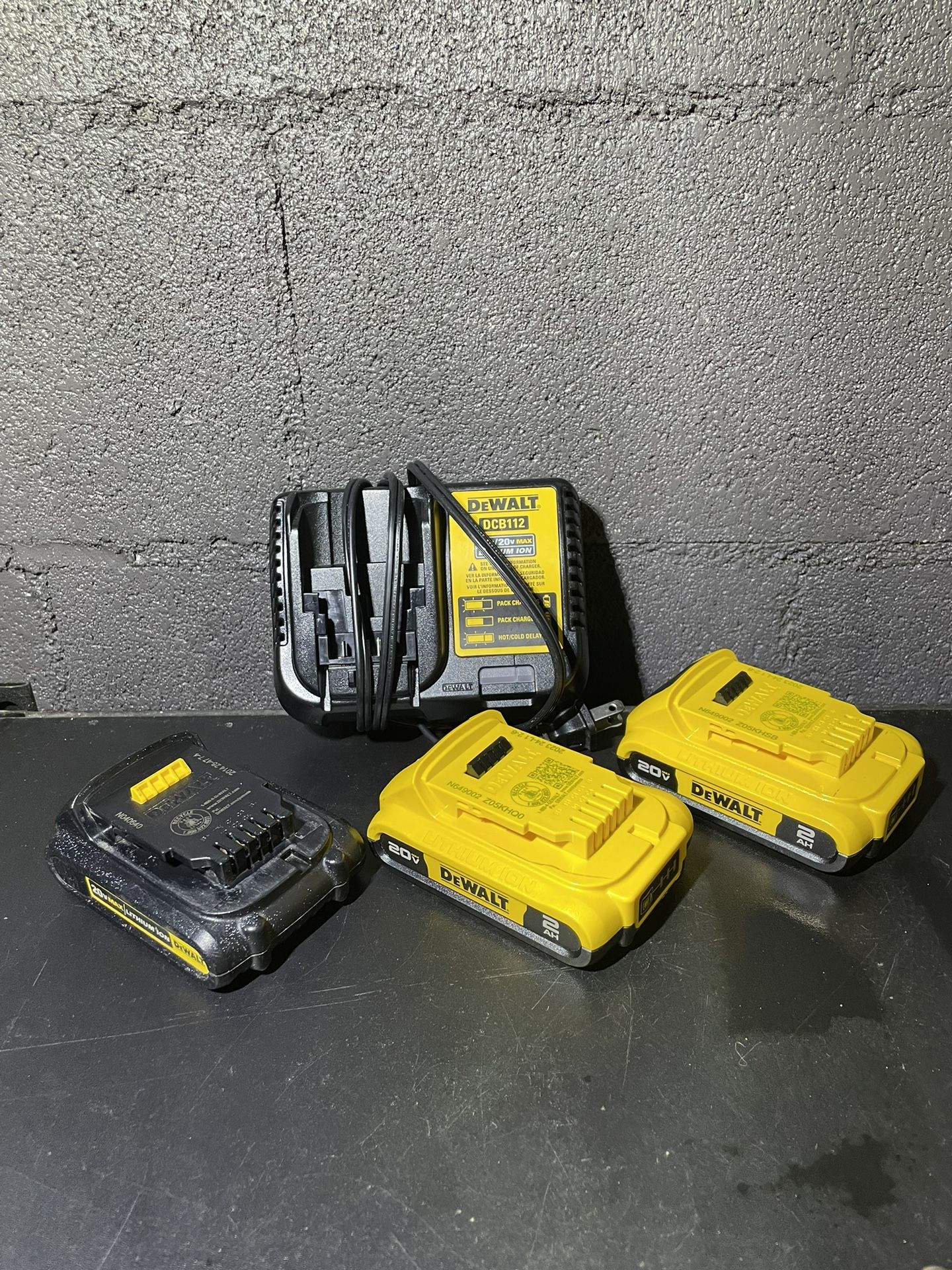 Dewalt Batteries With Charger