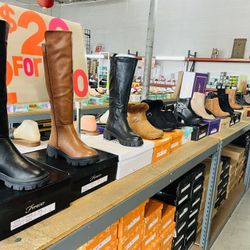 Beautiful Woman Boots $20