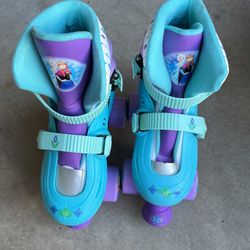 CUTE FROZEN QUAD SKATES 
