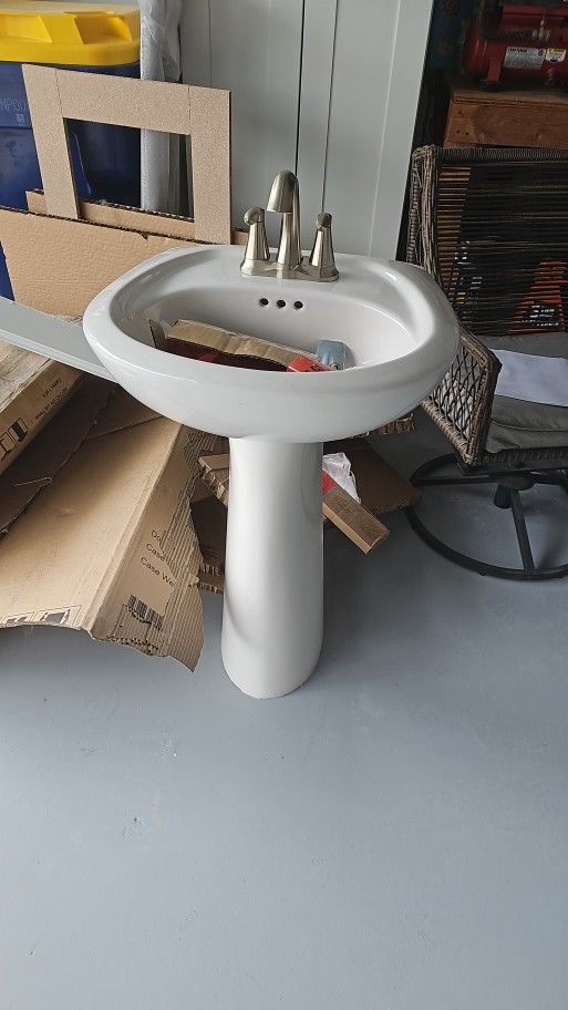 bathroom furniture