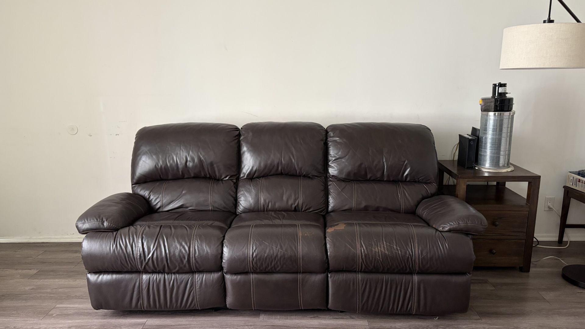SOFA / COUCH / ELECTRIC RECLINER BROWN LEATHER FAIR CONDITION!!!!!!