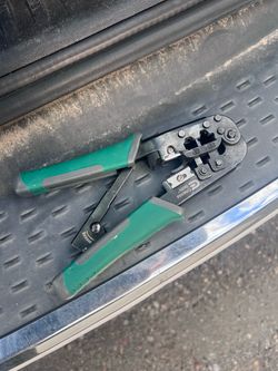 Cat5 cat6 crimper