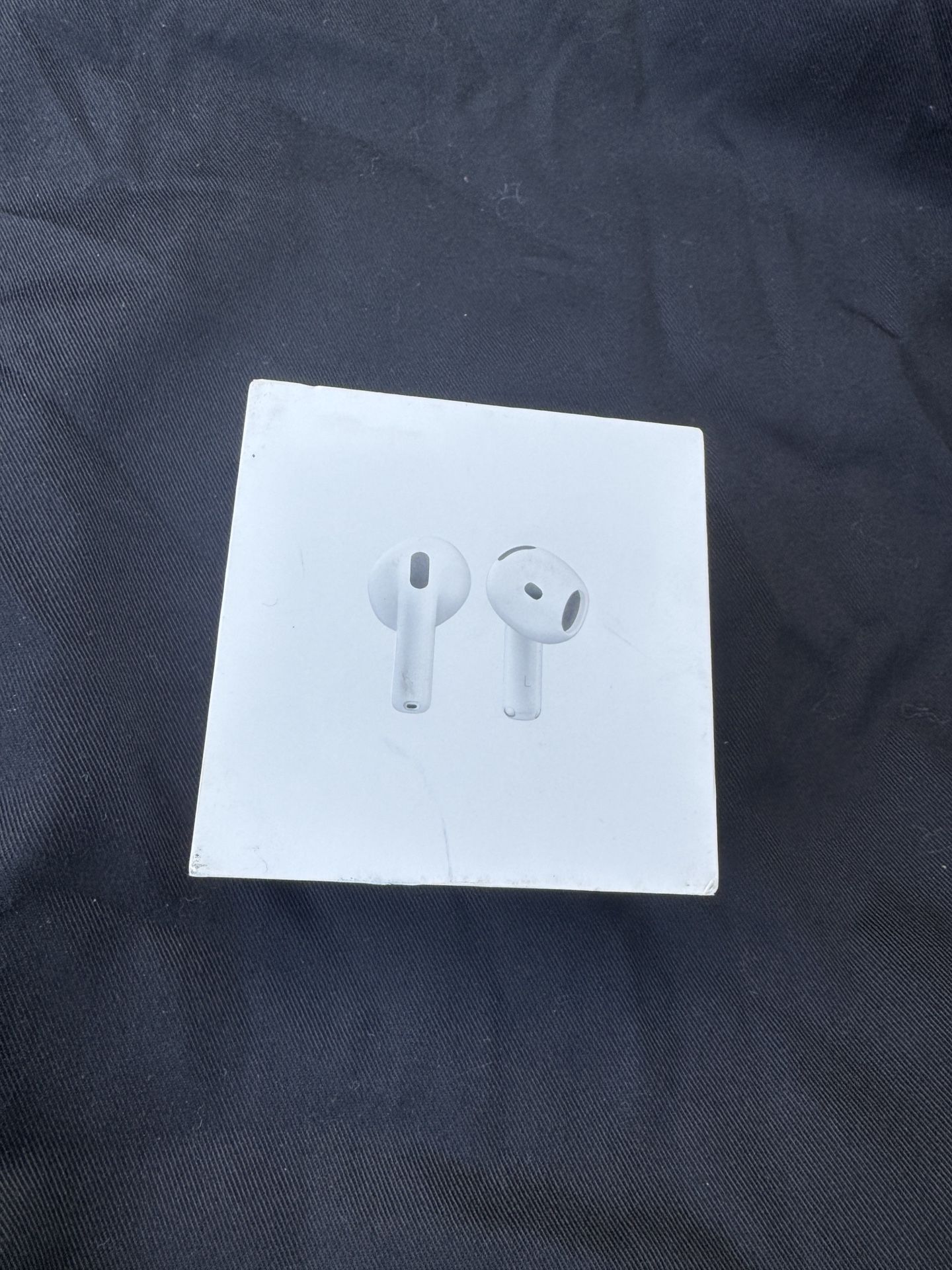 AirPod 4