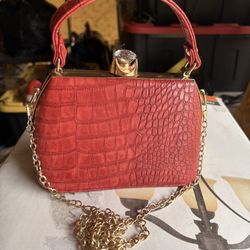 Red Purse 
