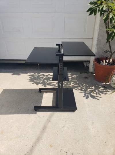 Rolling Standing Desk Or Work Station
