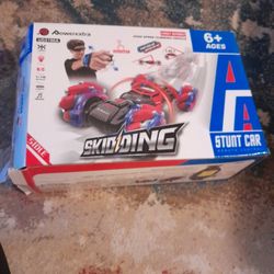 HAND CONTROLLED RC CAR
