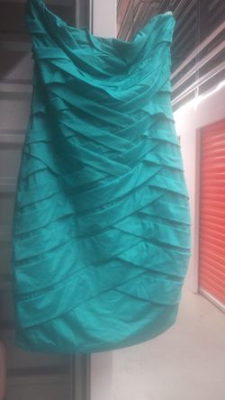FOREVER 21 STRAPLESS DRESS