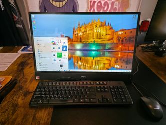 Dell desktop computer