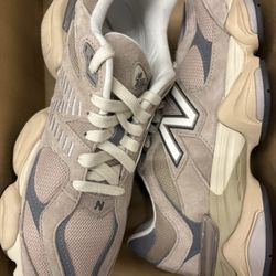 New Balance 9060 Grey Sz 10.5