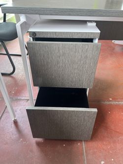 Knoll Under-desk Pedestals 