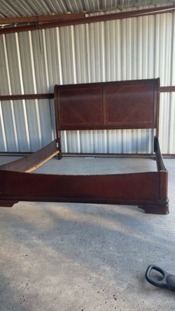 Base de cama king size $20