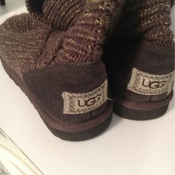 Ugg’s Boots Size 6